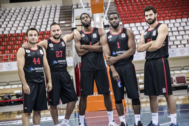 Gaziantep Basketbol’un yıldızları destek bekliyor