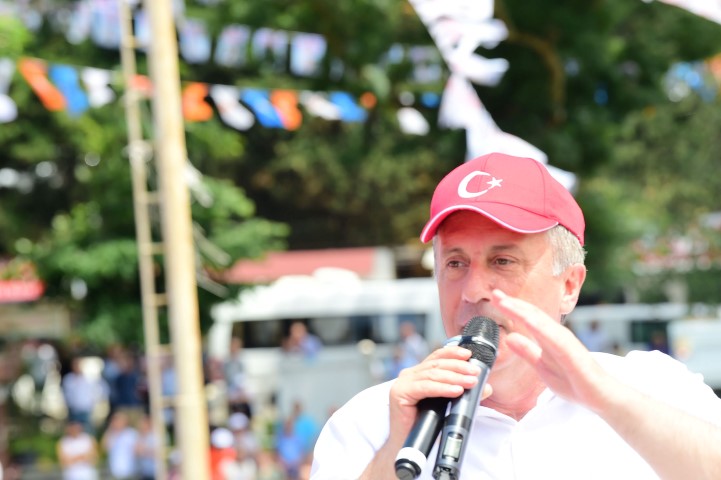 Muharrem İnce: Kimsesiz çocukları devlet kadrosuna alacağız