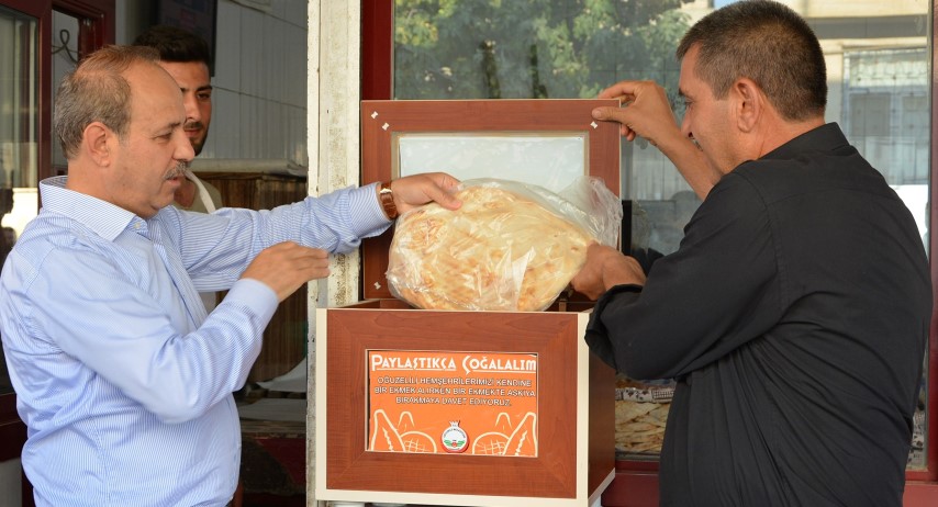 OĞUZELİ Belediyesi’nden ”Askıda Ekmek Projesi’ne Tam Destek”