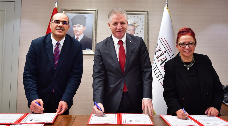 hayıısever-işadamı (967 x 537)