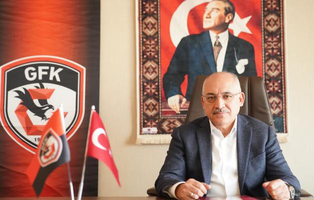 Başbakan Büyükekşi, “Türk futboluna değer katıyoruz”