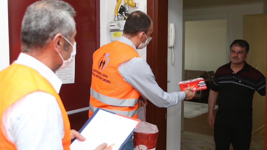 Gaziantep’te 15 günde 15 milyon maske ile rekor üretim