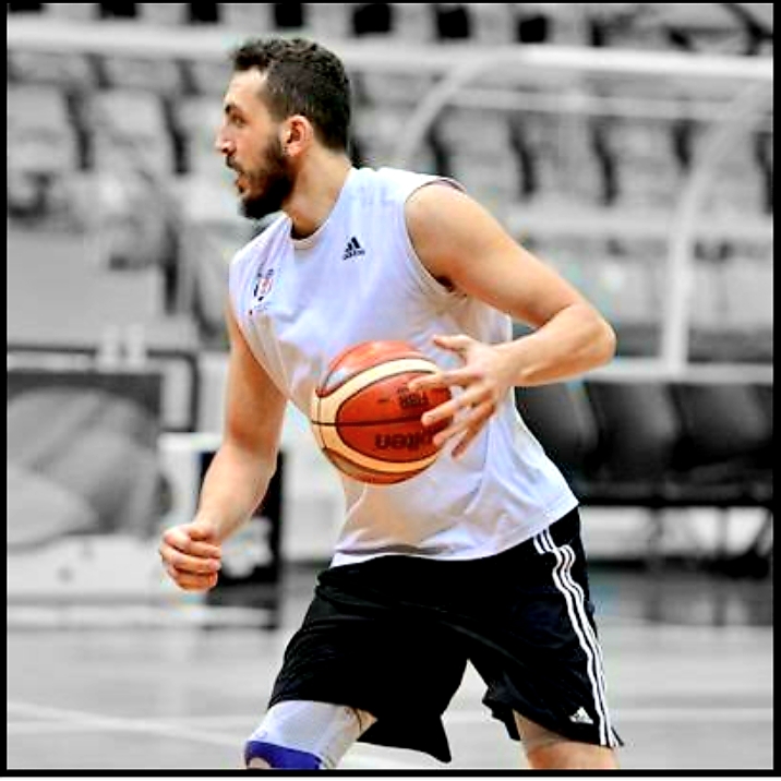 Pivot Şenli, Gaziantep Basketbol Takımıyla anlaşma sağladı
