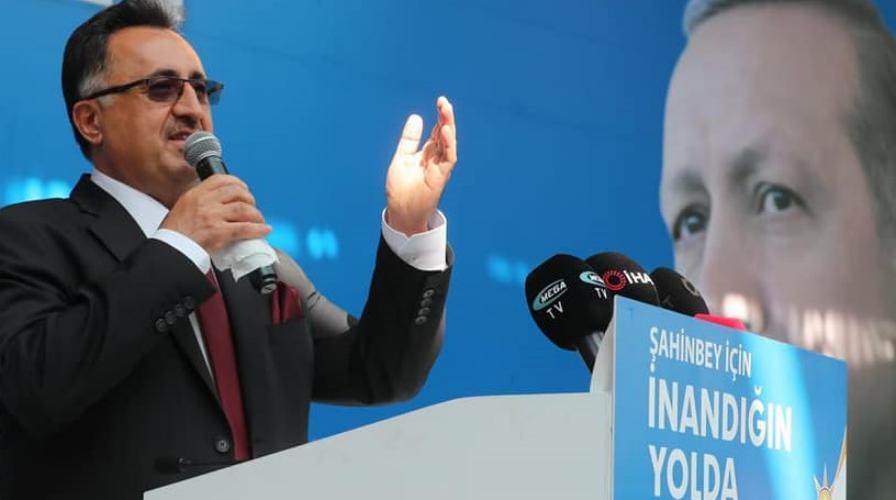 AK Parti Şahinbey'de Hasan Teke yeniden Başkan Seçildi
