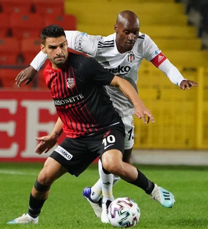 Gaziantep FK, Beşiktaş'ı 3-1 yendi