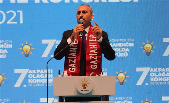 Adalet Bakanı Gül: "Biz Reform Dedikçe Onlar Sokak Diyor"