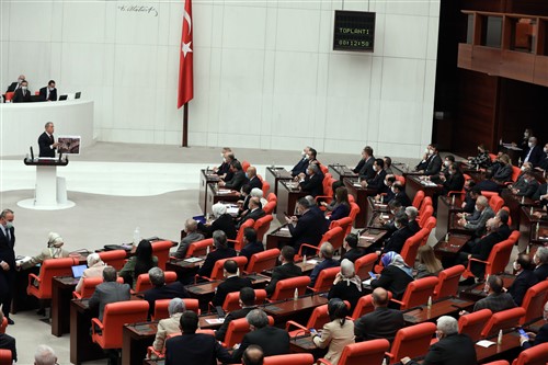 Bakan Akar, "Milletimizi terör belasından kurtarmakta kararlıyız"