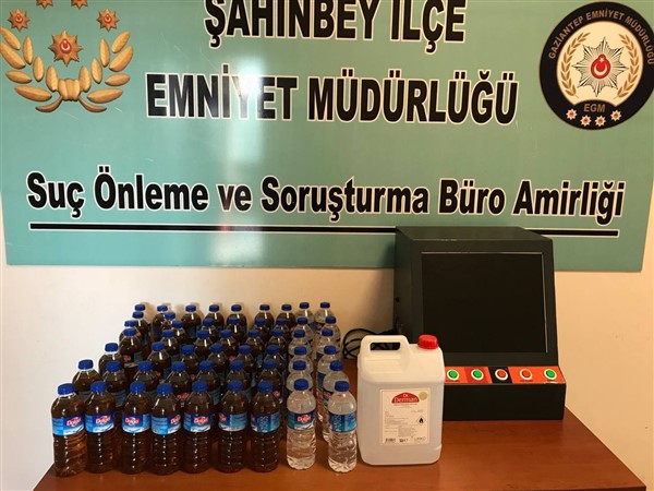 Gaziantep'te 31 Litre Kaçak Alkol Ele Geçirildi