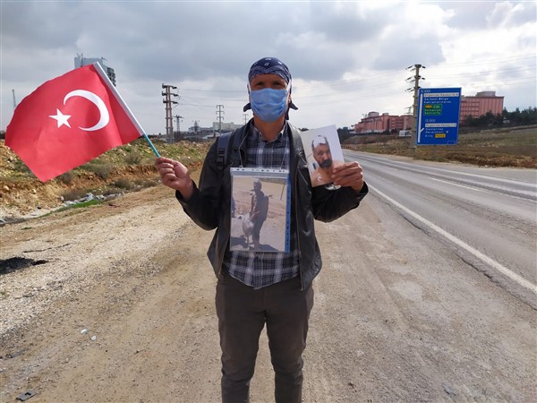 Kardeşinin Gerçek Katilinin Tutuklanmadığı İddiasıyla Ankara'ya Yürüyüş Başlattı,
