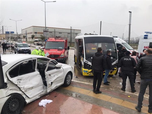 Bursa'daki Kazada Çanakkale Orman Bölge Müdürü Yakınlarını Kaybetti