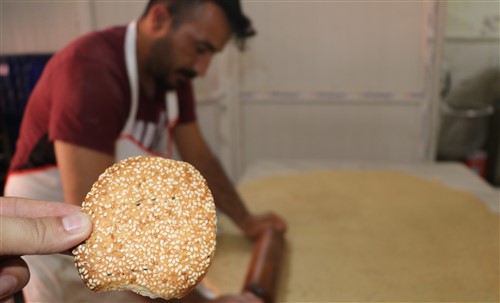 Gaziantep’te fırıncıların kömbe mesaisi