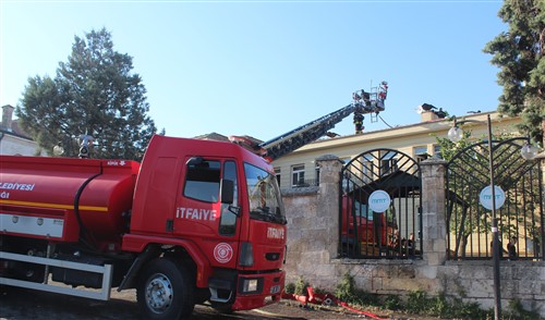 Gaziantep’te özel hastanede çıkan yangın büyümeden söndürüldü