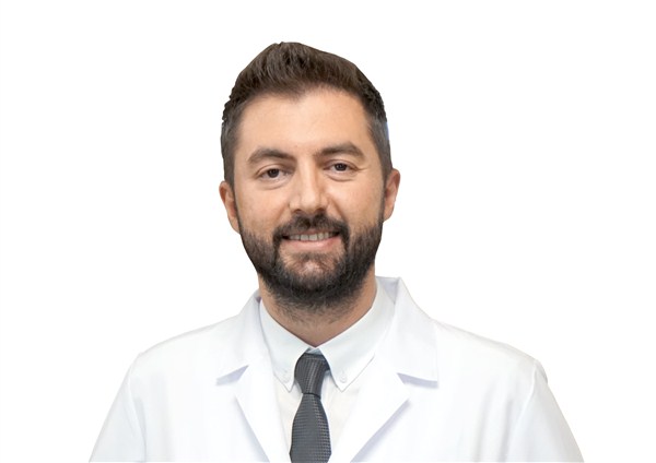 Nöroşirurji Uzmanı Opr. Dr. Hilmi R. Karaörs Hasta Kabulüne Başladı