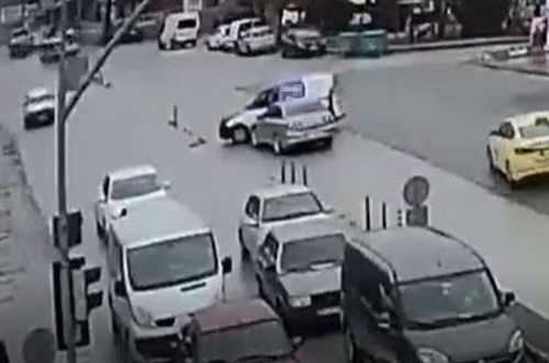 Gaziantep’teki 21 ayrı trafik kazası kameralarda