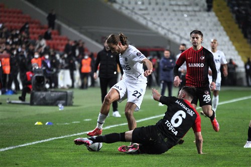 Spor Toto Süper Lig: Gaziantep FK: 3 - Fenerbahçe: 2
