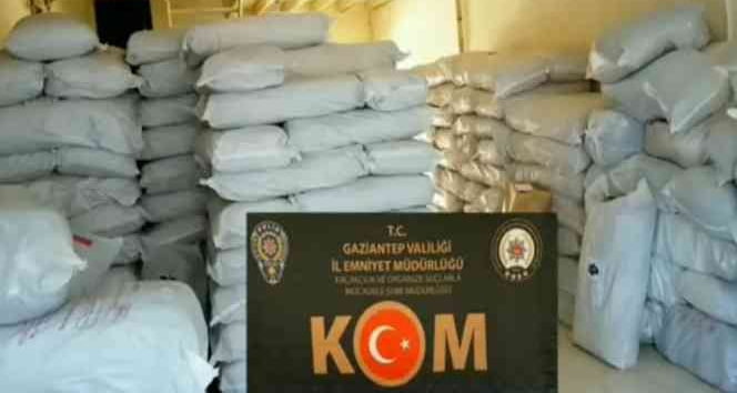 Gaziantep'te 15 ton kaçak çay ele geçirildi