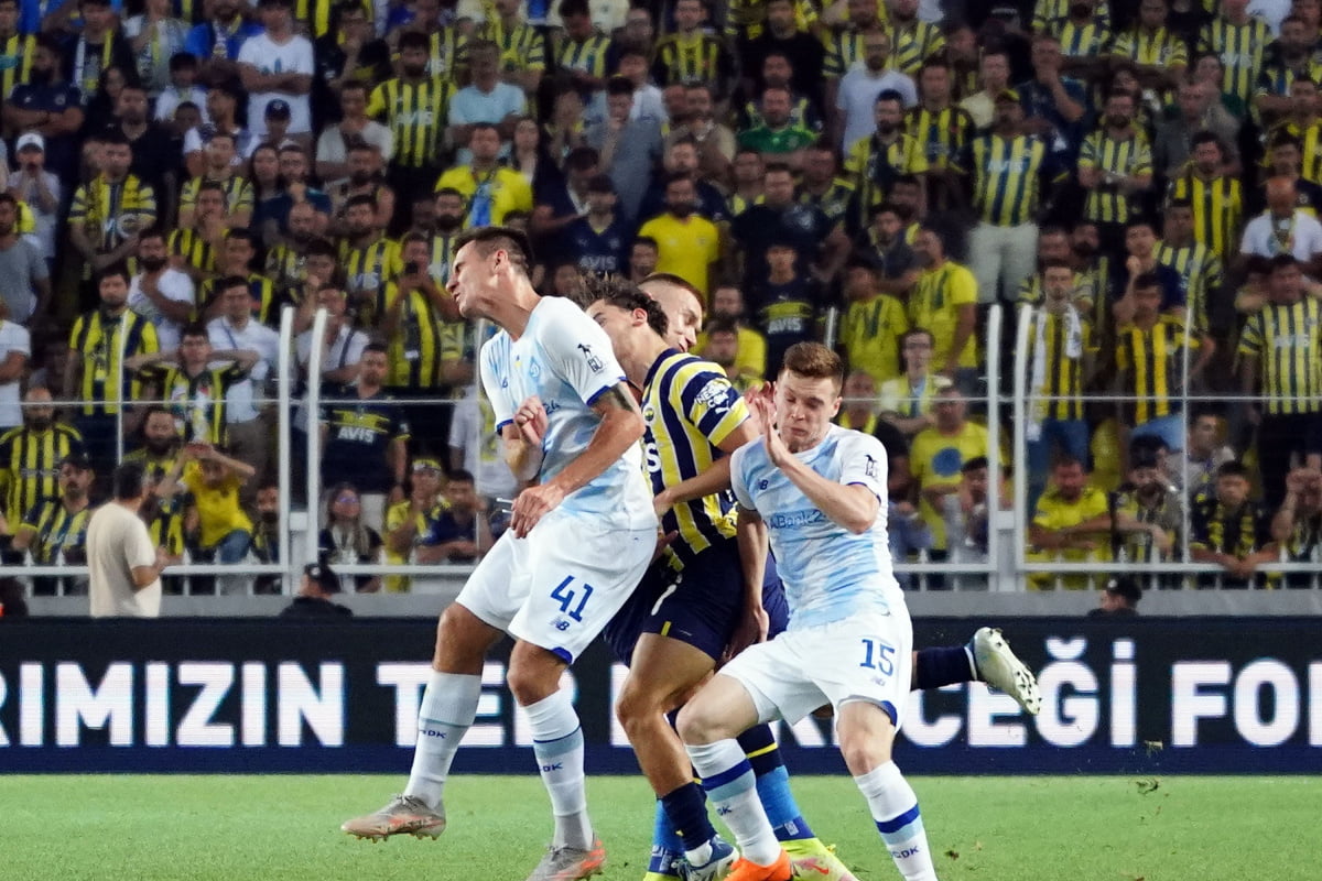 Fenerbahçeli taraftarlardan ilk maça yoğun ilgi