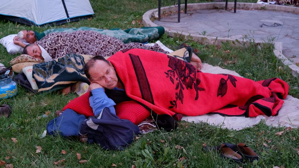 Otellerde yer bulamayan güreş sevdalıları, meydanlarda ve çadırlarda uyudu !