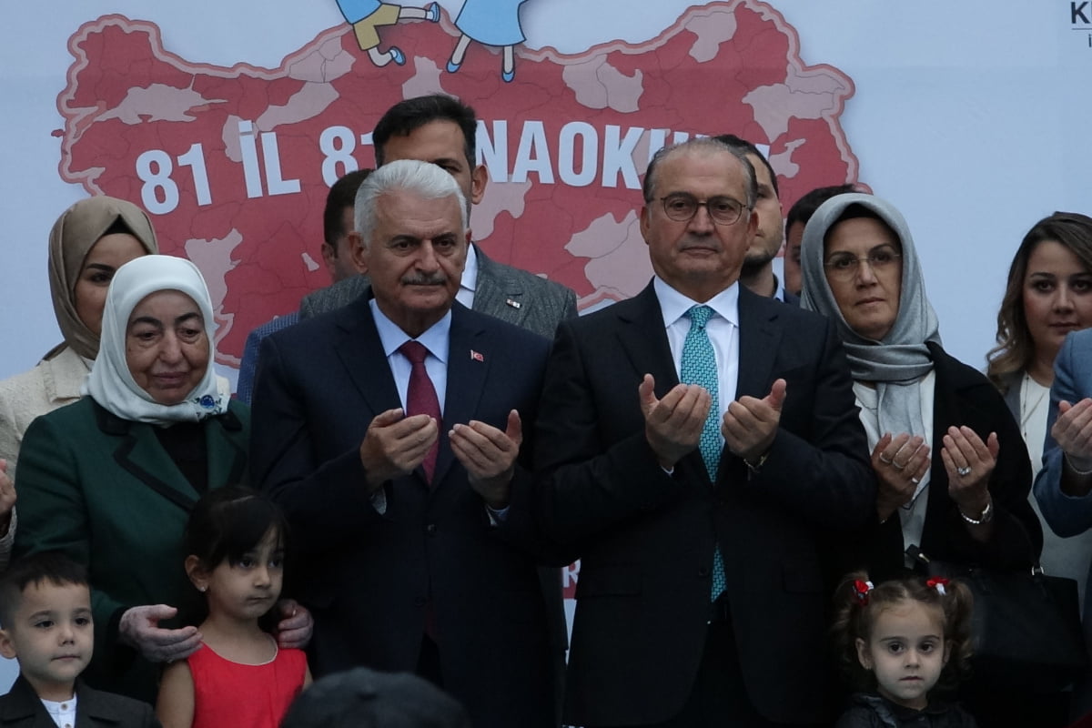 Binali Yıldırım, Trabzon ’da anaokulu açılışına katıldı