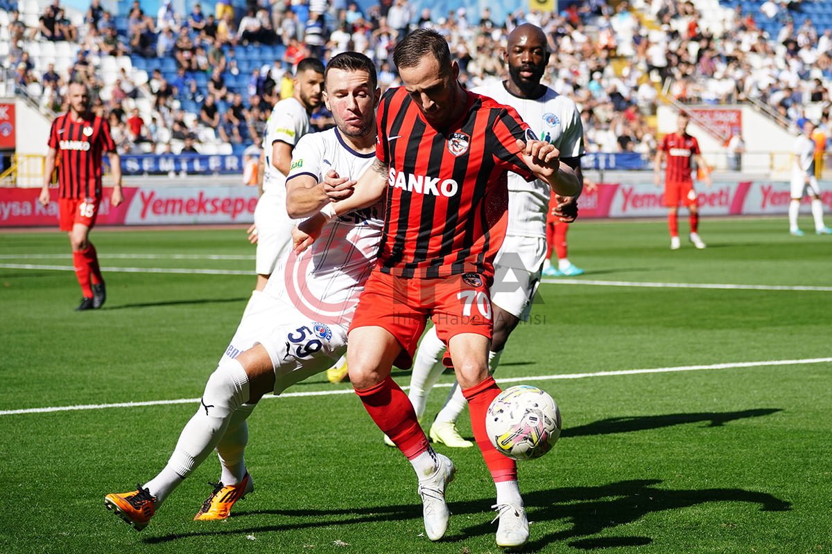 Kasımpaşa, Gaziantep'i tek golle geçti