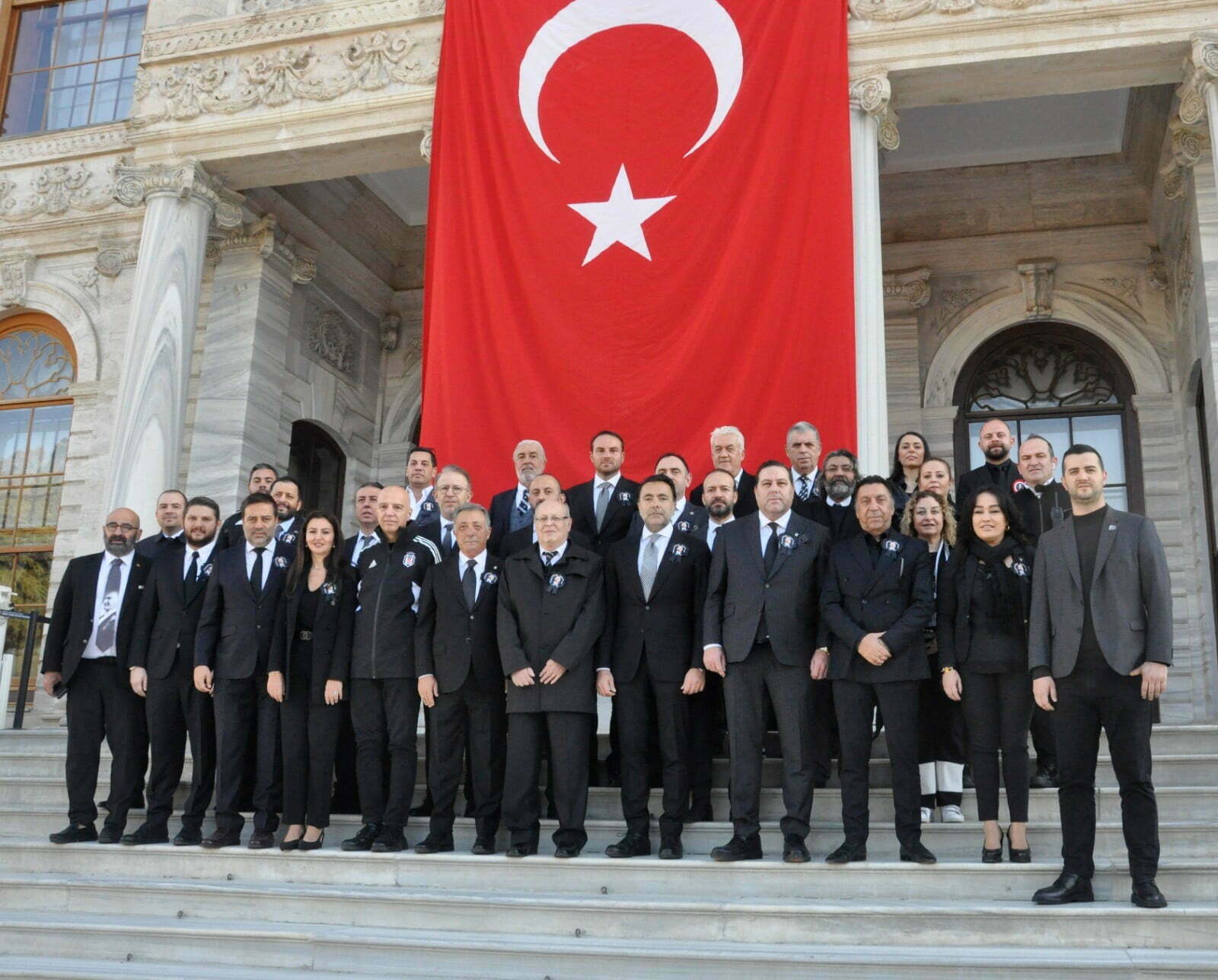 Beşiktaş Kulübü, Atatürk'ü Dolmabahçe'de andı