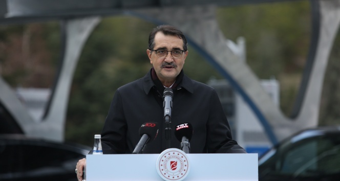 bakan-donmez-dogalgazi-ozellikle-hasarin-yogun-oldugu-bolgelerde-bilerek-vermiyoruz-vermememiz-gerekir