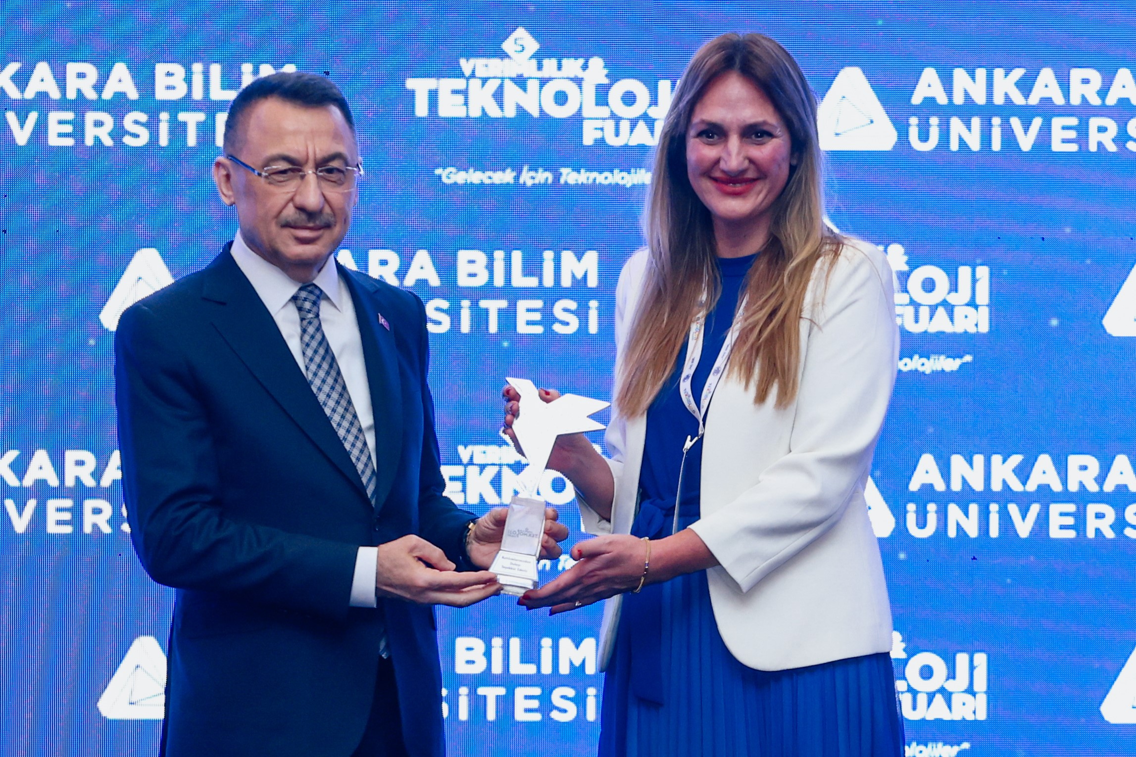 Verimlilik ve Teknoloji Fuarı ’nda Hepsiburada ’nın yapay zeka çözümleri sergilendi