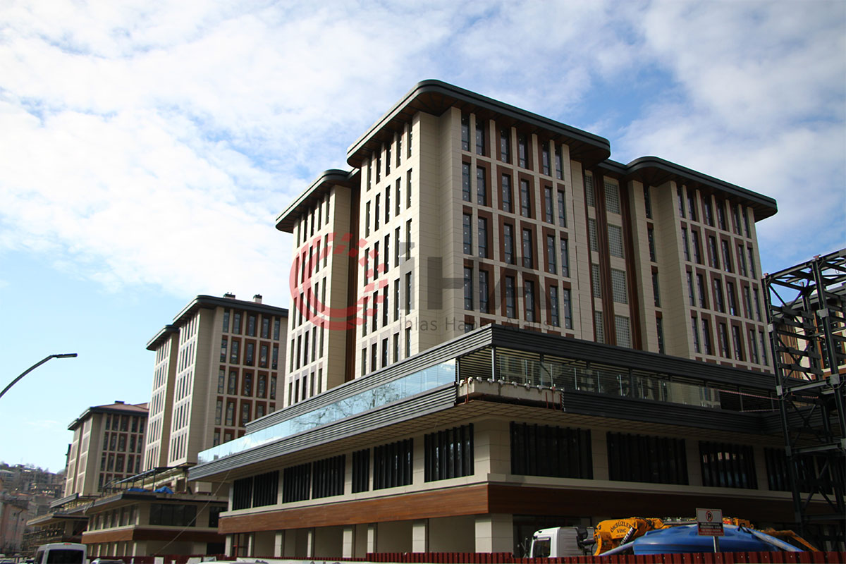 rize-de-kentsel-donusumle-k-git-gibi-yikilan-binalarin-yerini-saglam-yapilar-aldi