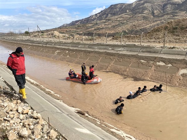 Şanlıurfa  ve Adıyaman'daki sel felaketinde can kaybı 20'e yükseldi