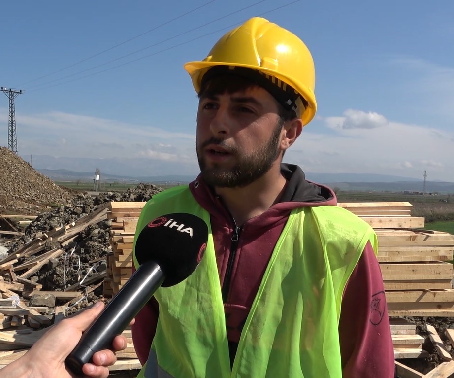 Temeller atıldı, köy evleri inşa ediliyor Temeller atıldı, köy evleri inşa ediliyor