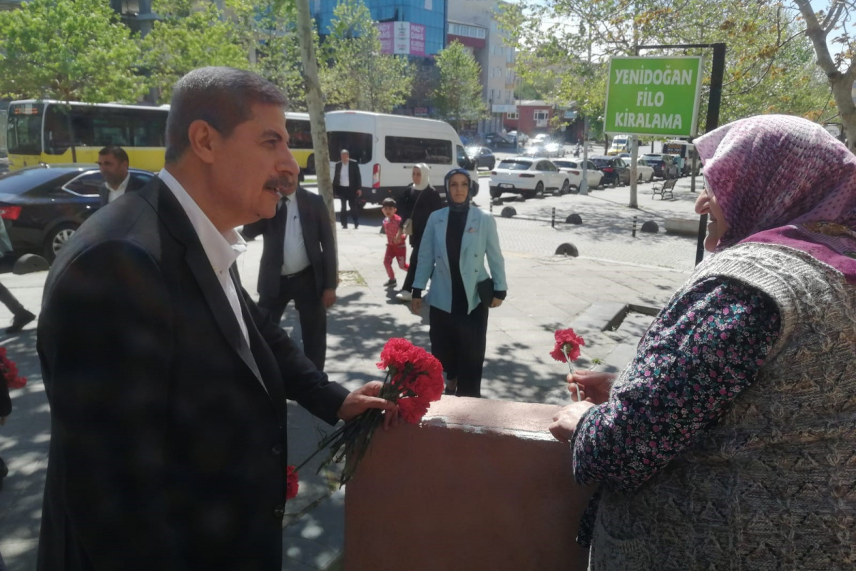 ak-parti-milletvekili-adayi-azmi-ekinci-sancaktepe-esnafiyla-bir-araya-geldi