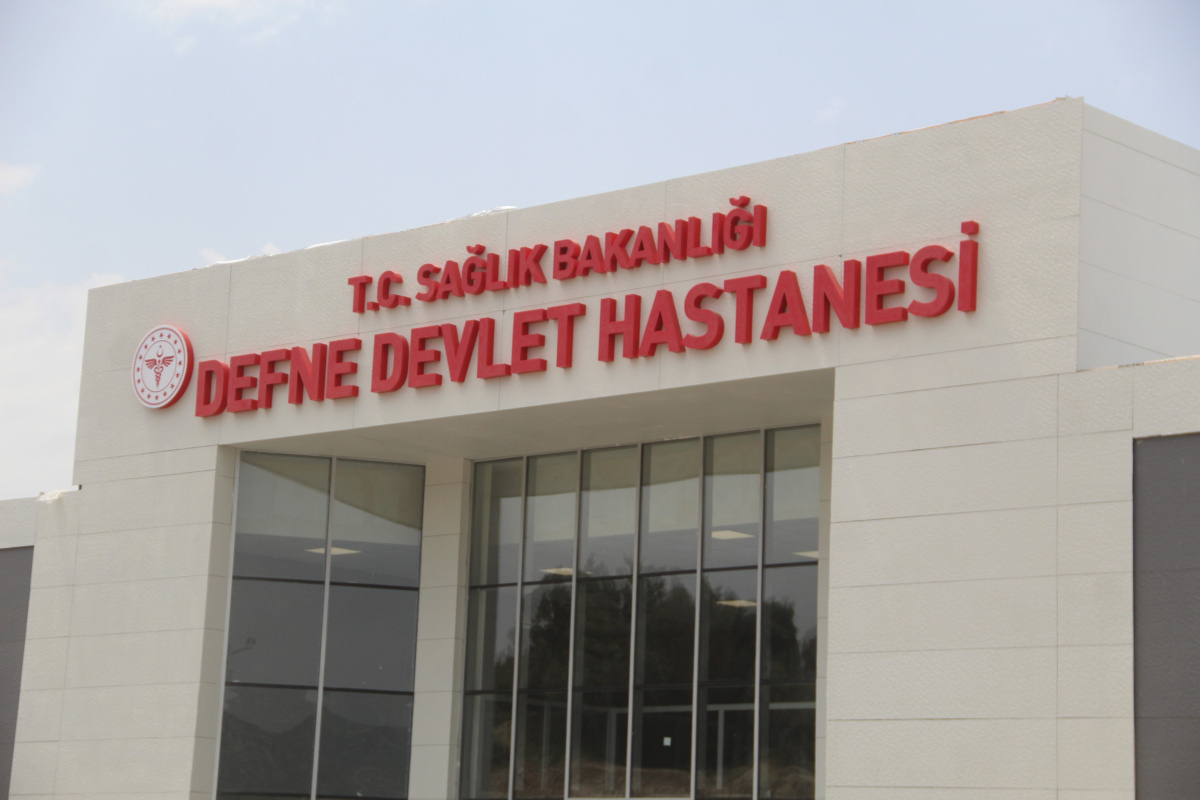 hatay-da-defne-ve-antakya-devlet-hastanesi-nde-sona-gelindi