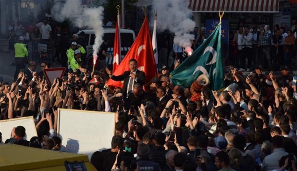 Sinan Oğan, "Türk milletini sigortasız bırakmayın, güvencesiz bırakmayın"