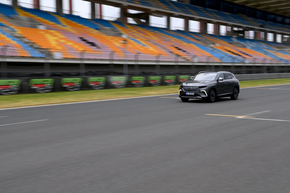 togg-intercity-istanbul-park-pisti-ne-cikti