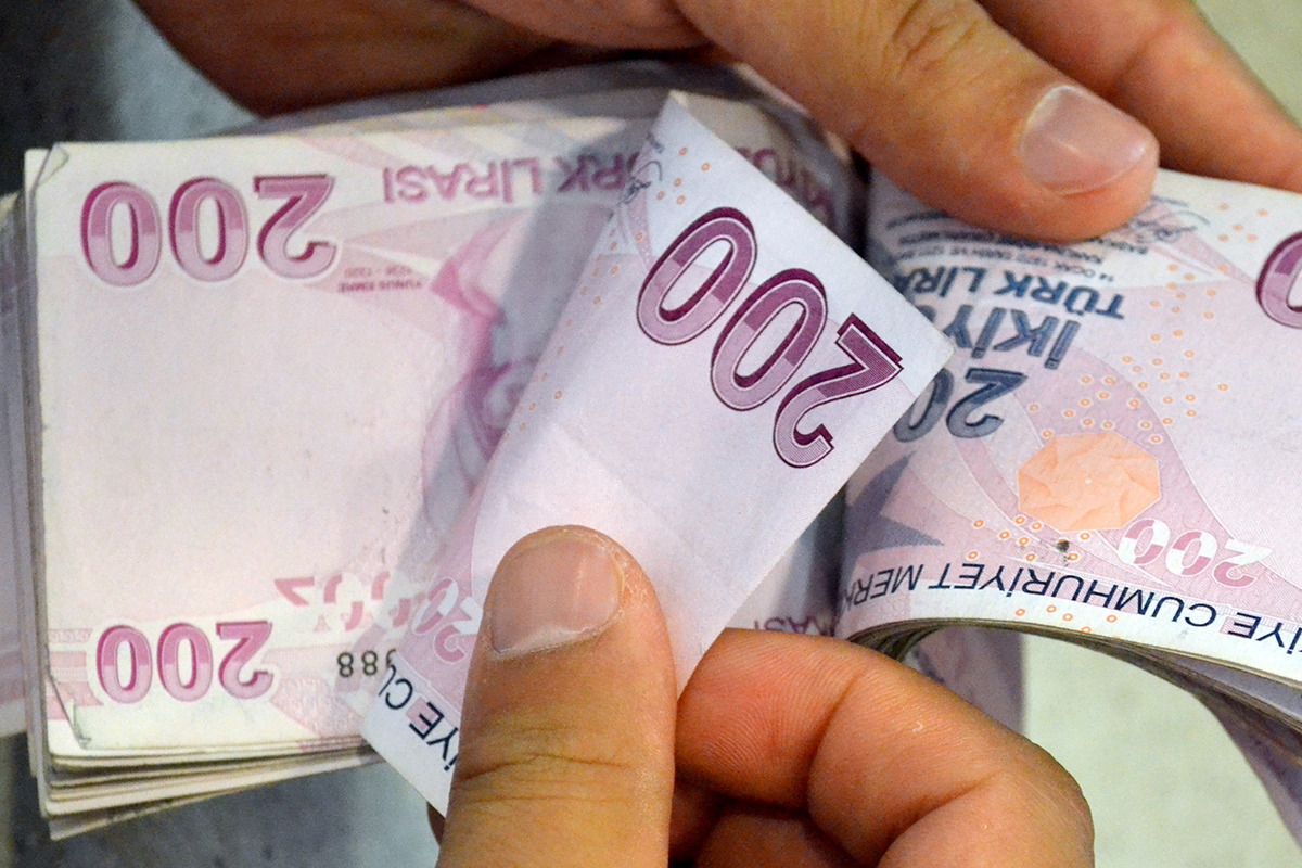 yeni-donemde-ekonominin-onemli-gundemi-faiz
