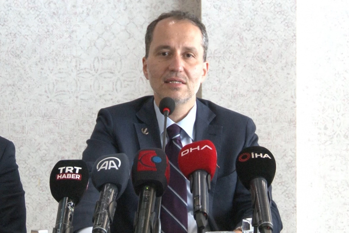 Fatih Erbakan: “CHP ’nin ne yaparsa yapsın yüzde 25 ’i geçemeyeceği ortaya çıktı”