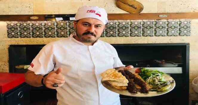 Gaziantep'in unutulmaya yüz tutan yemeği: Simit kebabı