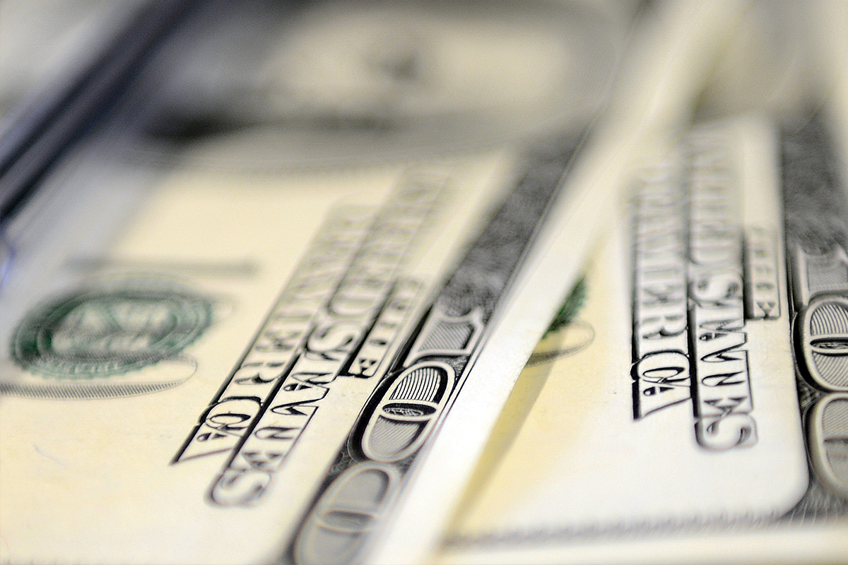 Dolar ve Altın Yükselişe Geçti 