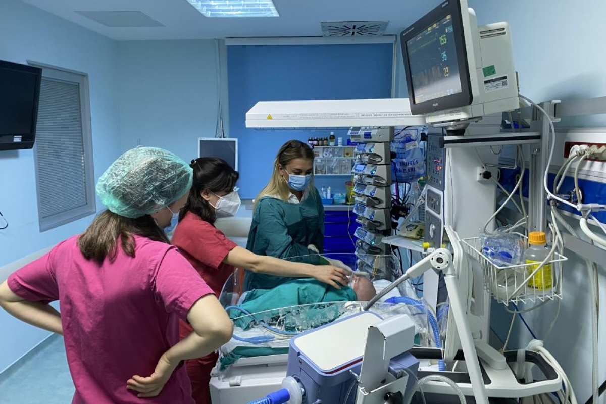 Türk doktorlar dünyaya ‘Afetlerde çocuk hekimliği’ eğitimi veriyor