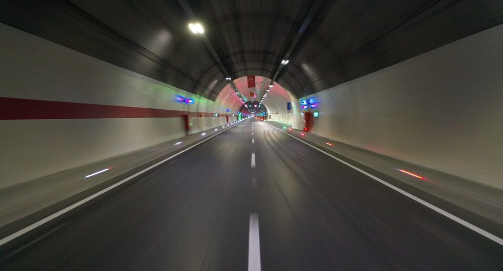 Yeni Zigana Tüneli ’nden 1,5 ayda 251 bin araç geçti