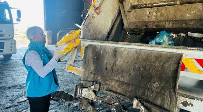 Diyarbakır ’da tarihi geçmiş 500 kilogram gıda maddesi imha edildi
