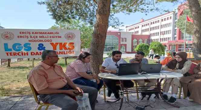 Erciş ’te YKS tercih danışmanlığı hizmeti
