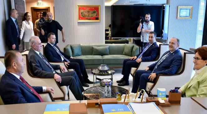 İYİ Parti lideri Akşener, Anavatan Partisi Genel Başkanı İbrahim Çelebi ile bir araya geldi
