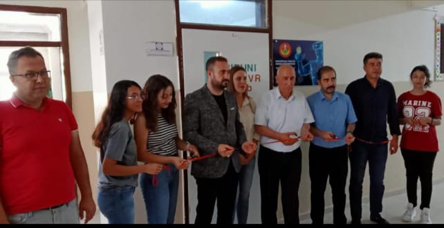 Nurdağı'na KTMÜ İşbirliğinde depremzede öğrencilere VR-LAB laboratuvarı kuruldu
