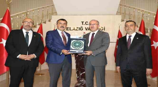 milli-egitim-bakani-tekin-elazig-da