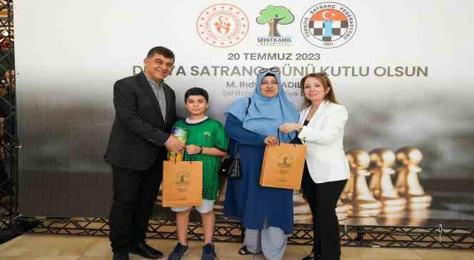 Satrancı güçlendiren hamle
