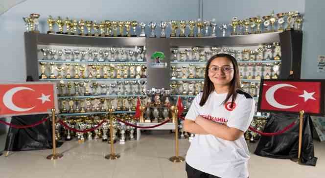 tarihi-basarilara-yenisi-eklendi