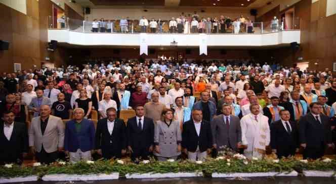 Turgut Özal Üniversitesi ’nde mezuniyet coşkusu
