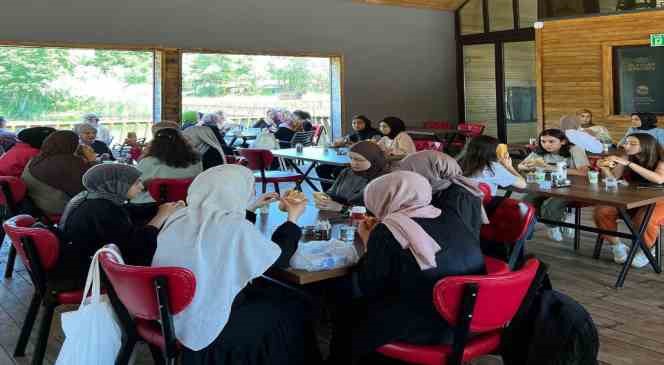 Üniversiteli gençler şehrin güzelliklerini keşfetti
