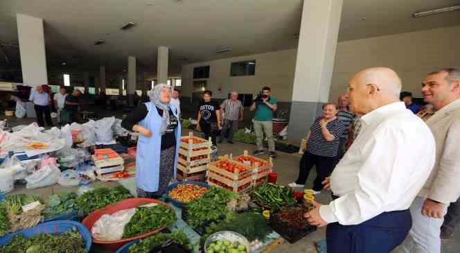 Yenimahalle ’de  ’Köylü ve El Emeği Pazarı ’ açıldı
